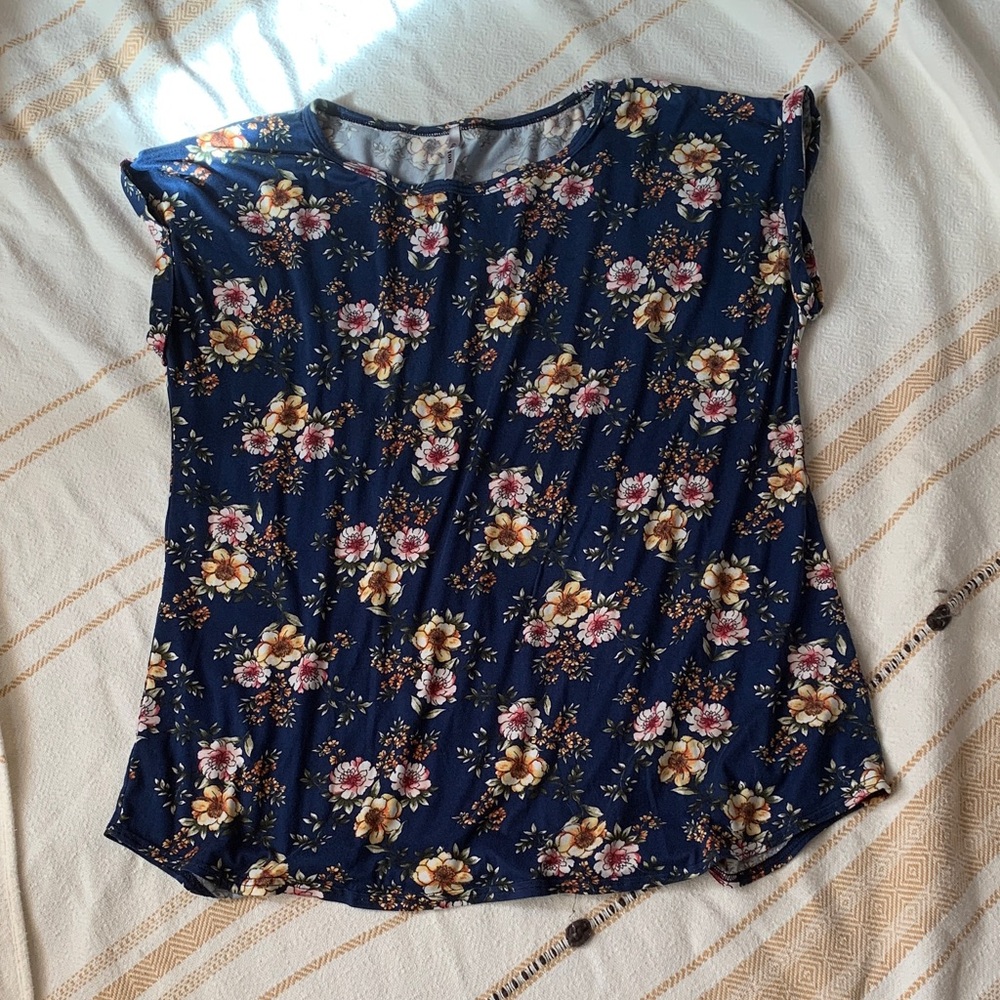Goo Yoo Floral Rolled Sleeve Blouse Size Large